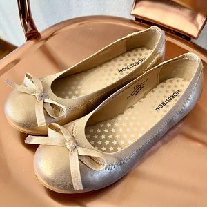 Nordstrom Elise ballet flats big kid size 1. Rose gold.